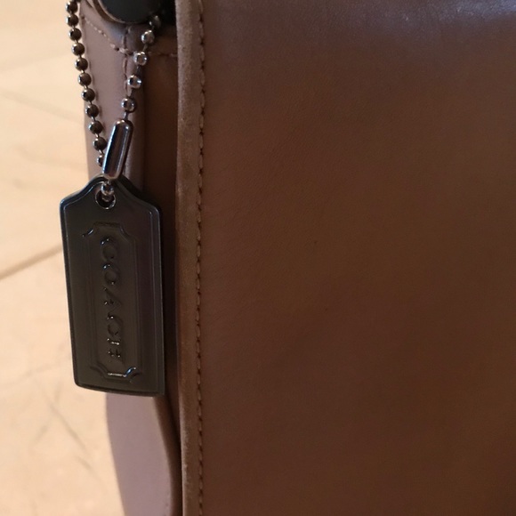 Camel Coach shoulder bag - Picture 3 of 8